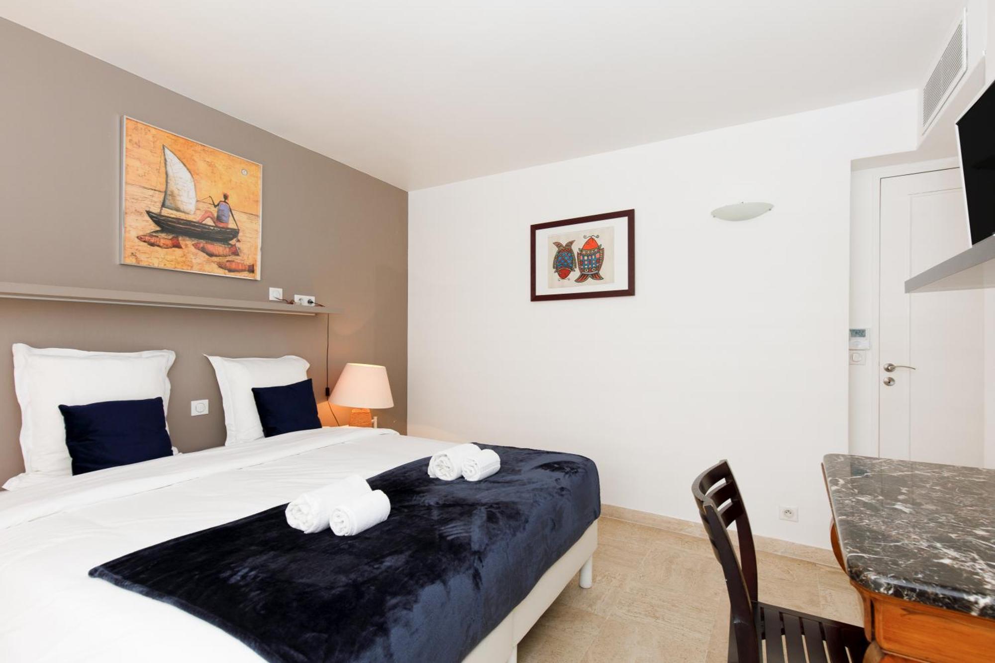 Mer Du Sud 4 Yourhosthelper Cannes Bagian luar foto